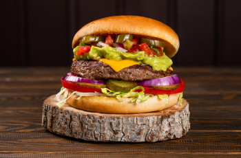 Текс-мекс бургер