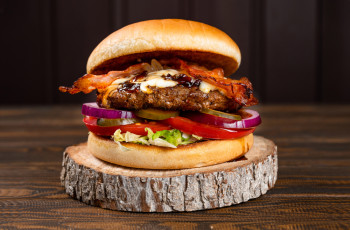 Fridays Теннесси бургер